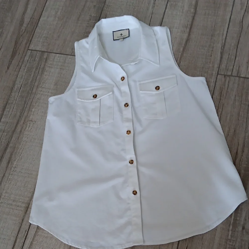 TUCKERNUCK..SIZE SMALL - Picture 1 of 5
